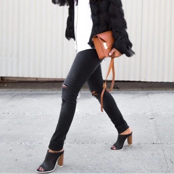 VINCE Leather Allison Open Toe Italian Slides Wooden Heel Black Size 6 - Picture 3 of 14